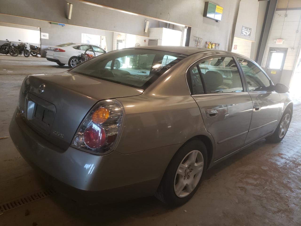 Photo 4 from auction – 2004 NISSAN ALTIMA BAS with VIN 1N4AL11DX4C150002
