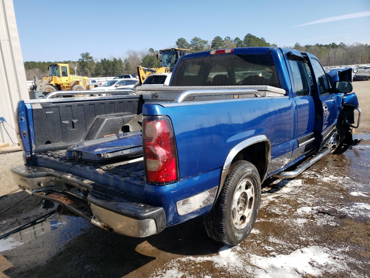 Photo 4 from auction – 2004 CHEVROLET SILVERADO with VIN 2GCEC19V141332492