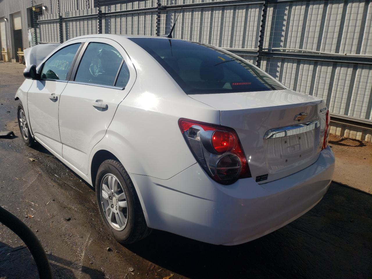 Photo 3 from auction – 2014 CHEVROLET SONIC LT with VIN 1G1JC5SH9E4101588