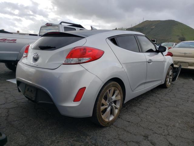 Photo 4 from auction – 2017 HYUNDAI VELOSTER with VIN KMHTC6AD4HU311598