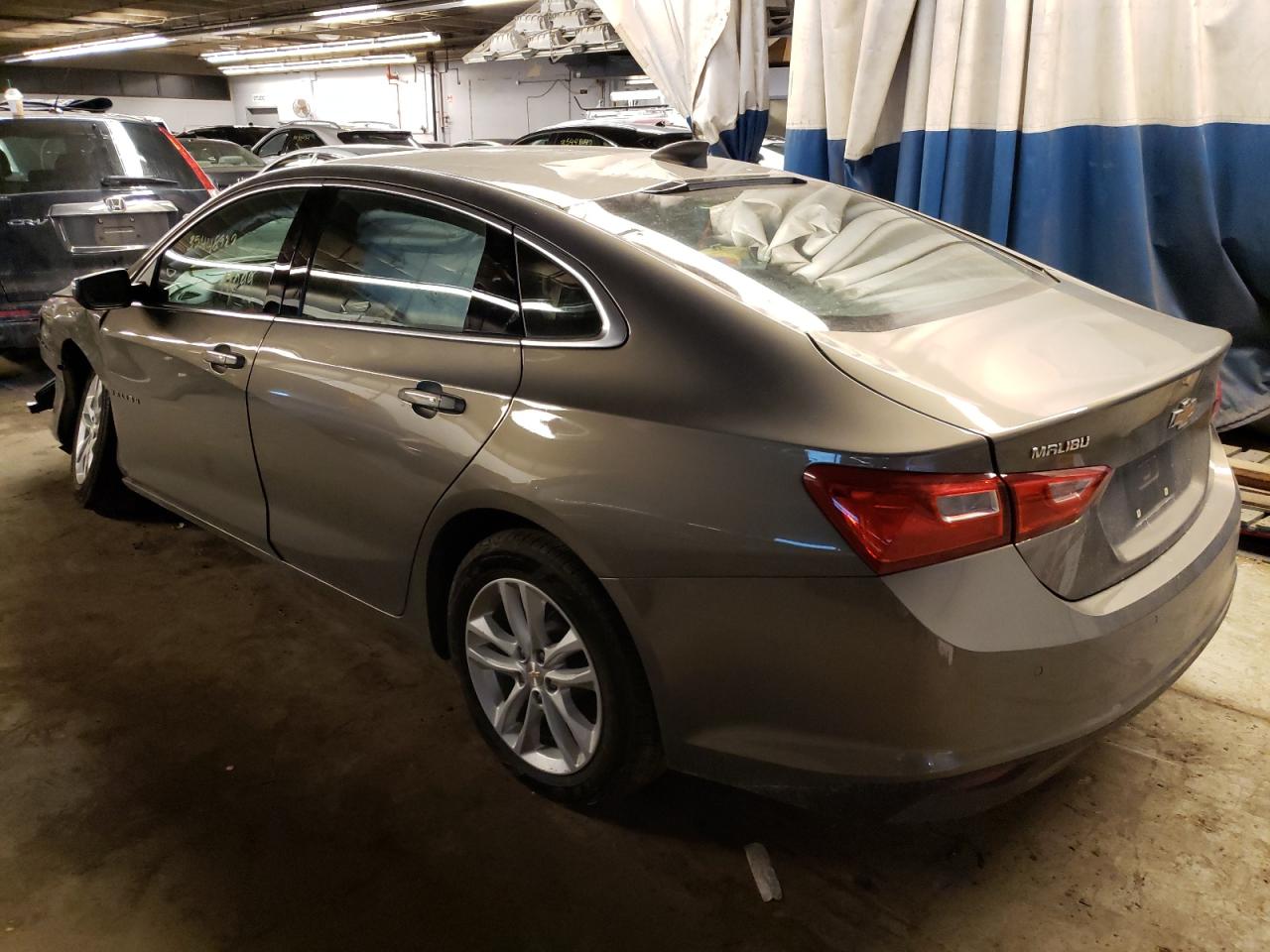 Photo 3 from auction – 2018 CHEVROLET MALIBU LT with VIN 1G1ZD5ST0JF211383