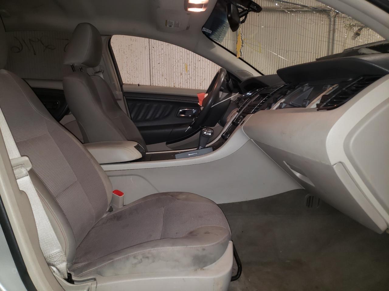 Photo 5 from auction – 2011 FORD TAURUS SEL with VIN 1FAHP2EWXBG170051