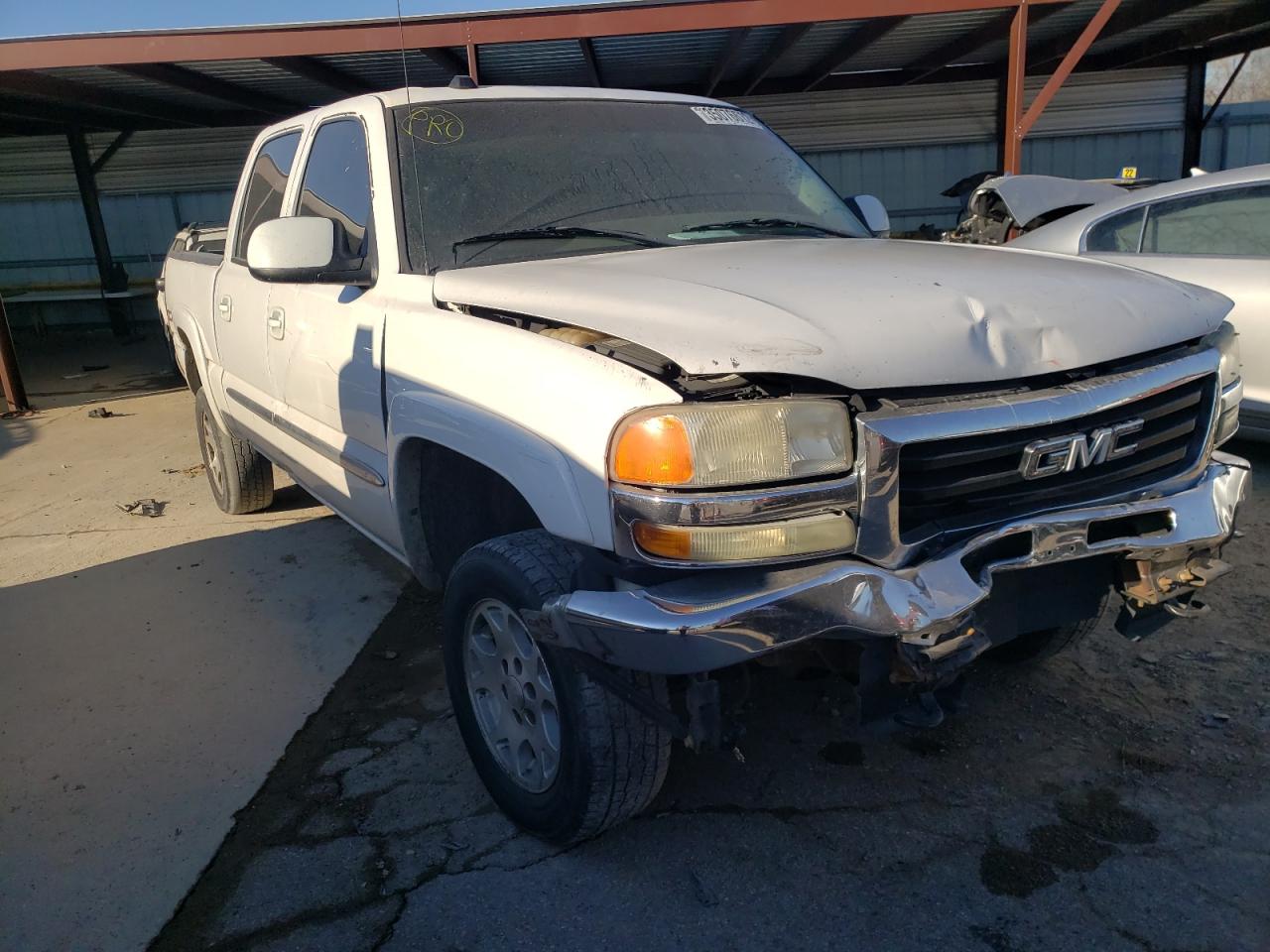 GMC NEW SIERRA 2005 with VIN 2GTEK13TX51194334 - Photo from auction