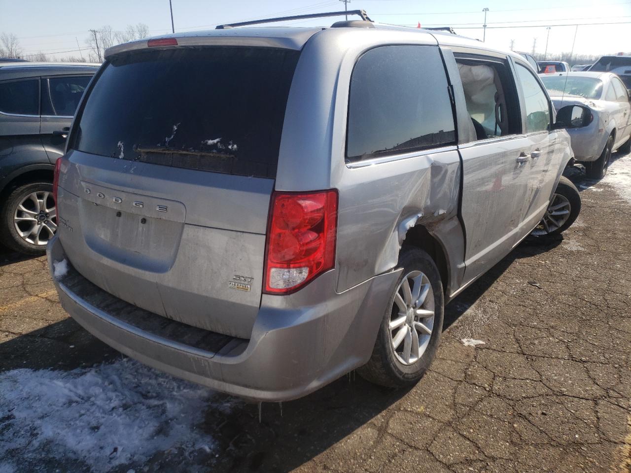 Photo 4 from auction – 2019 DODGE GRAND CARA with VIN 2C4RDGCG1KR660036