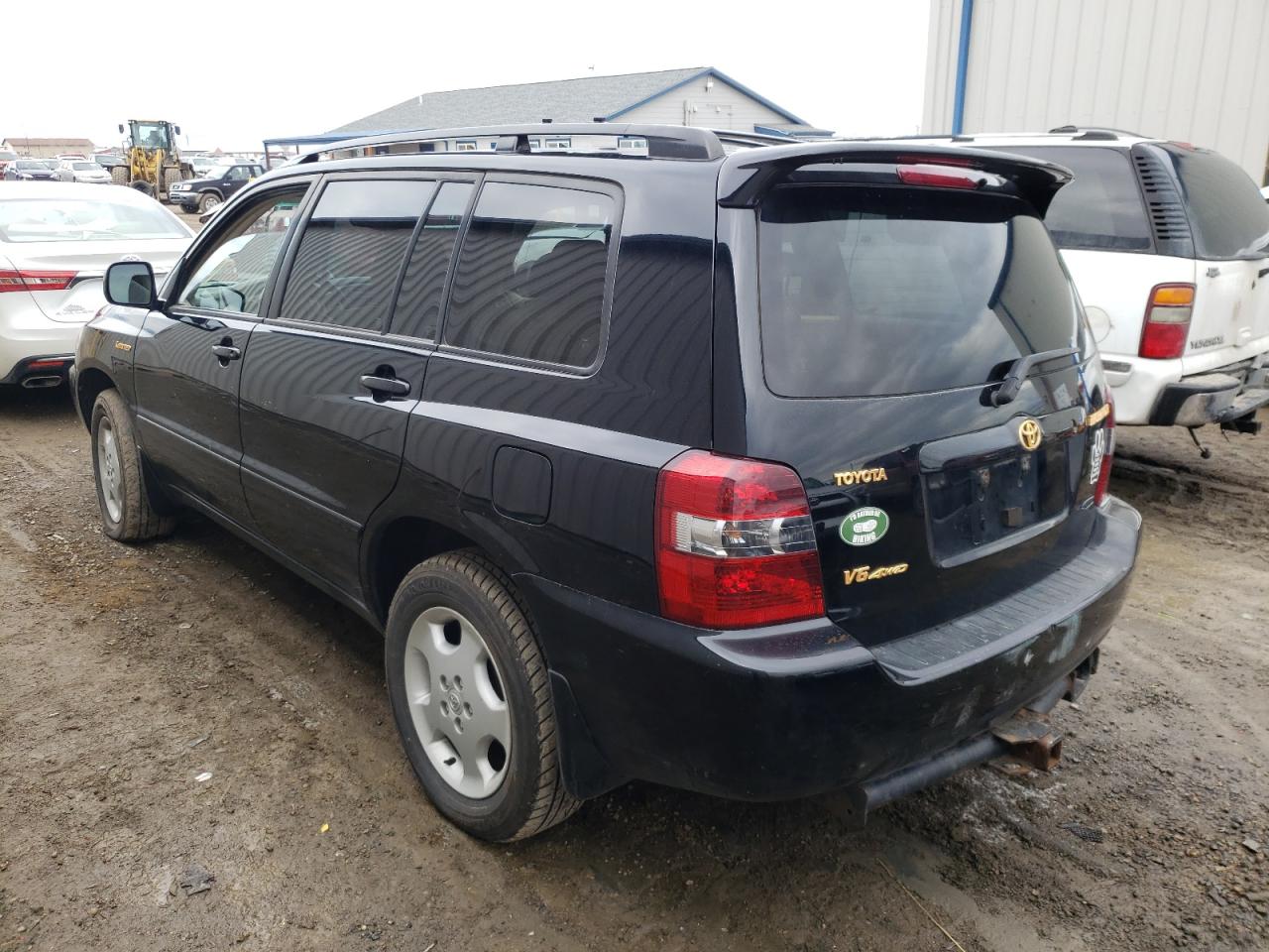 Photo 3 from auction – 2004 TOYOTA HIGHLANDER with VIN JTEEP21A140017332