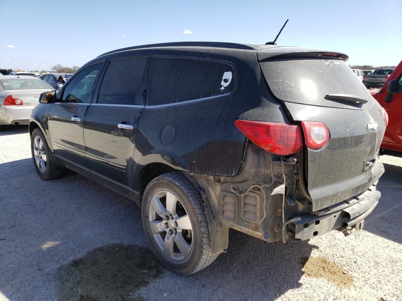 Photo 3 from auction – 2012 CHEVROLET TRAVERSE L with VIN 1GNKRGED5CJ285061