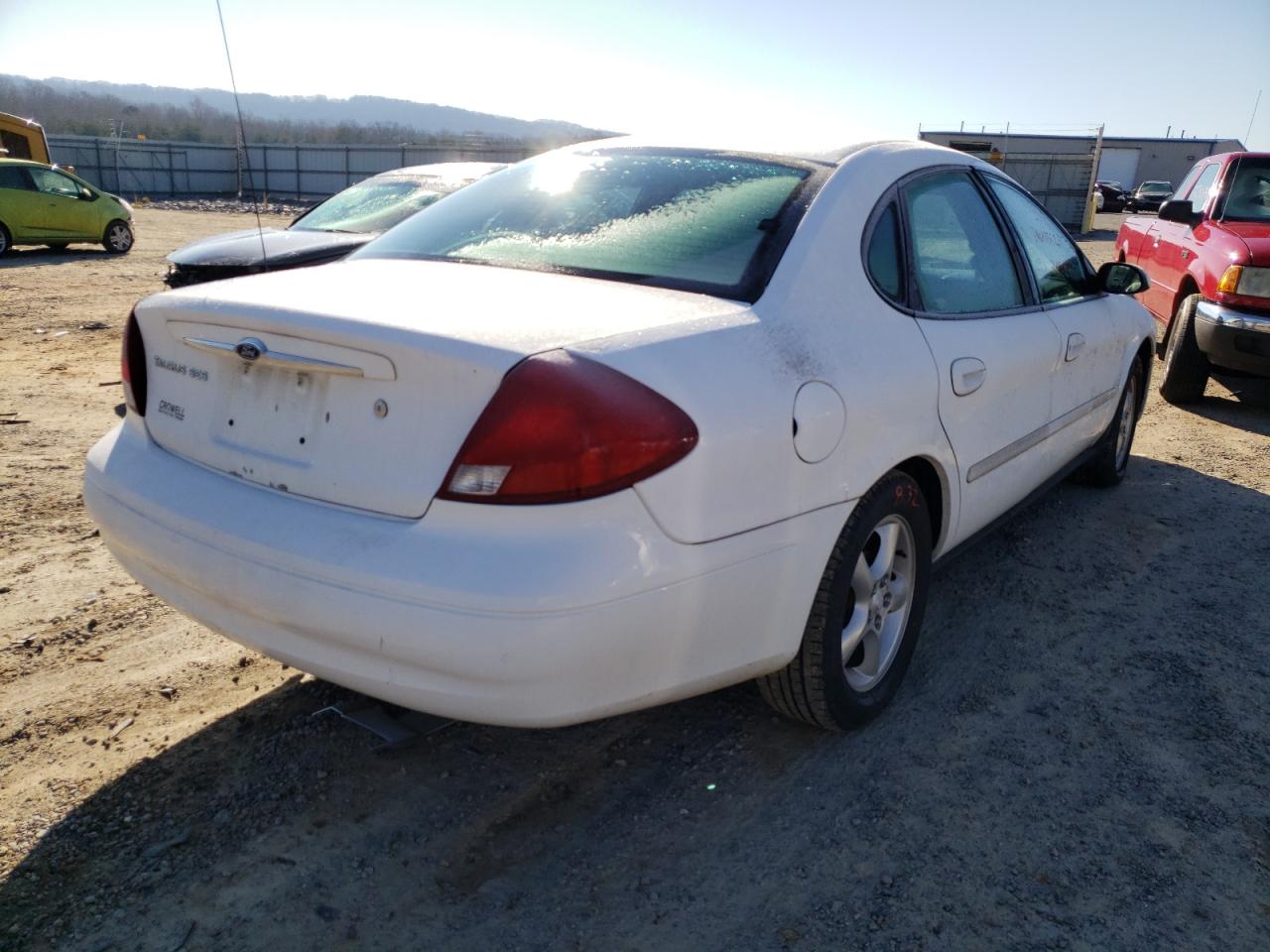 Photo 4 from auction – 2001 FORD TAURUS SES with VIN 1FAHP55U11A173521