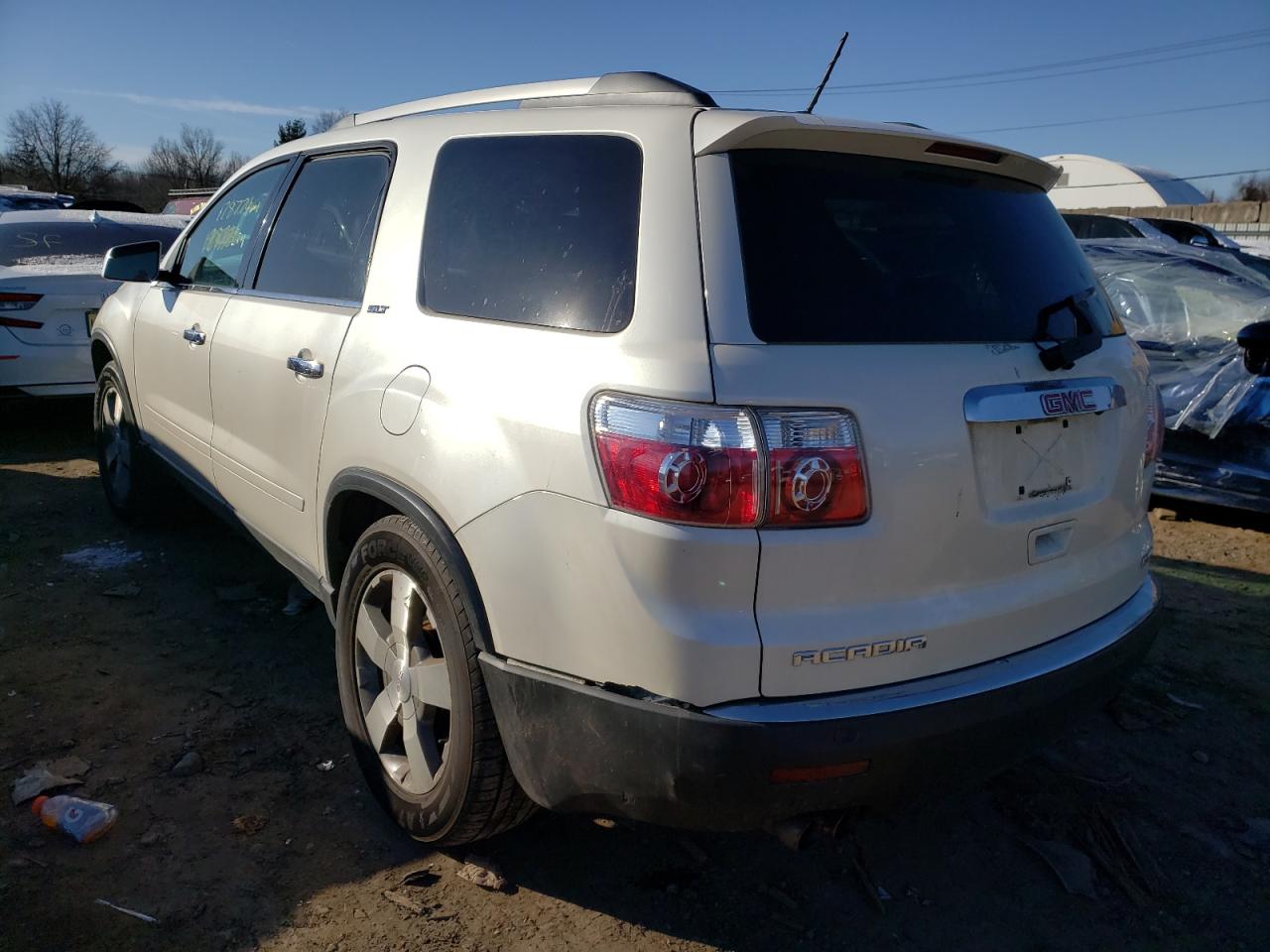 Photo 3 from auction – 2011 GMC ACADIA SLT with VIN 1GKKVRED9BJ143086