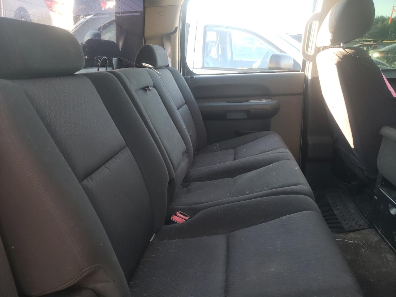 Photo 6 from auction – 2011 CHEVROLET SILVERADO with VIN 3GCPKSE35BG219798