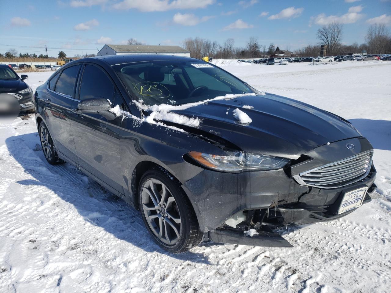 FORD FUSION SE 2017 with VIN 3FA6P0HD2HR186705 - Photo from auction