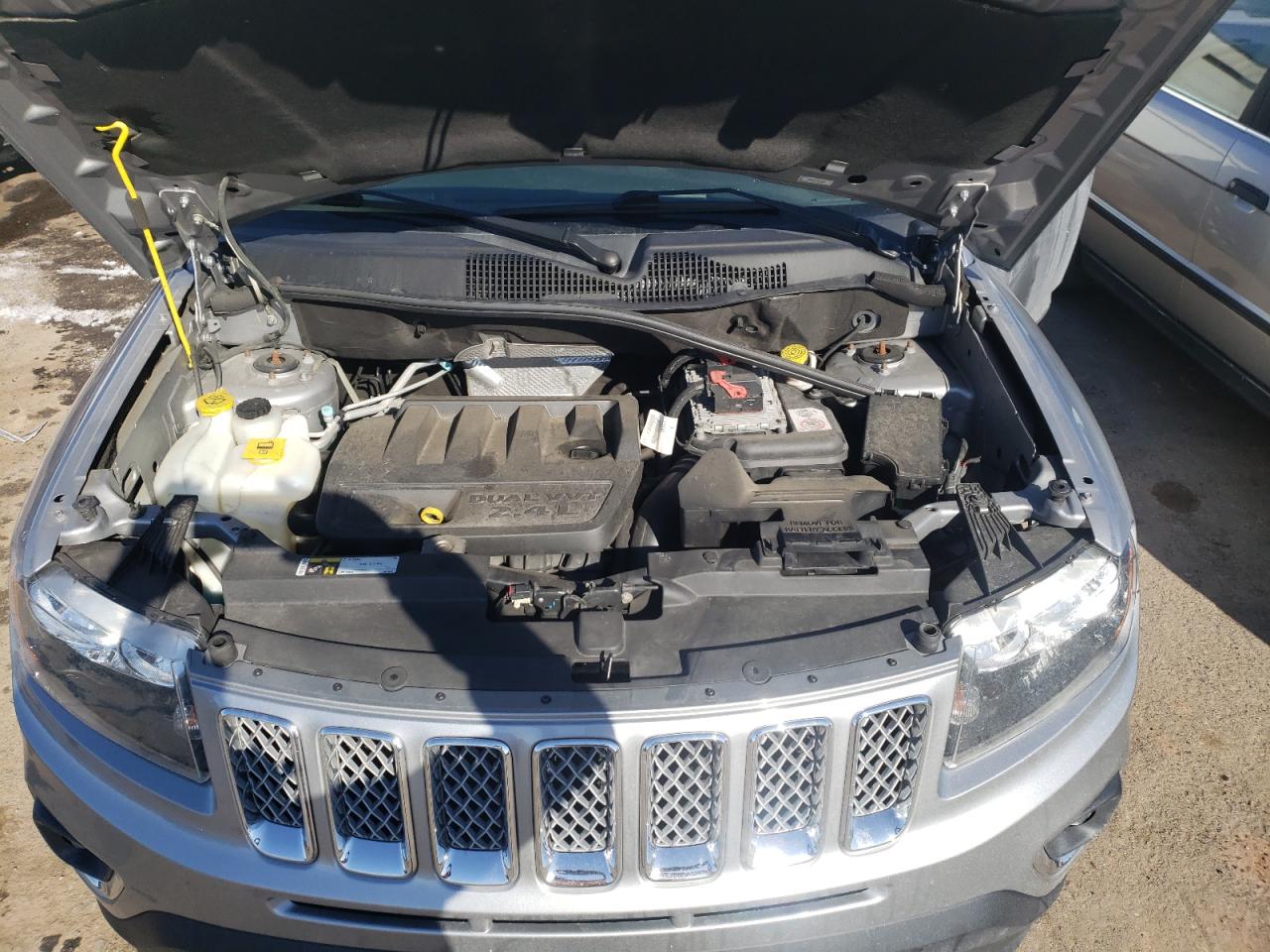 Photo 7 from auction – 2017 JEEP COMPASS LA with VIN 1C4NJDEB1HD163748