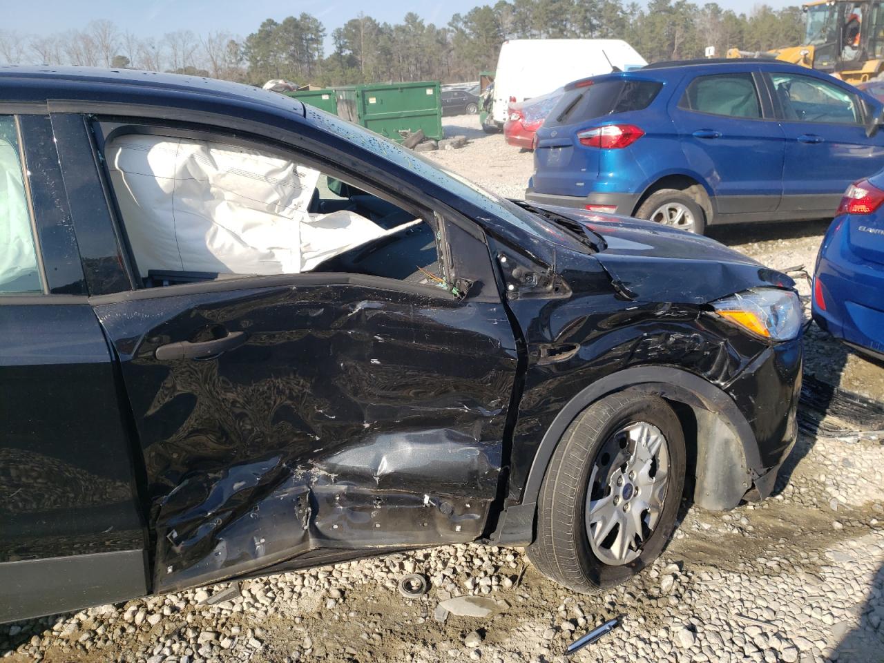 Photo 9 from auction – 2014 FORD ESCAPE S with VIN 1FMCU0F72EUA57821