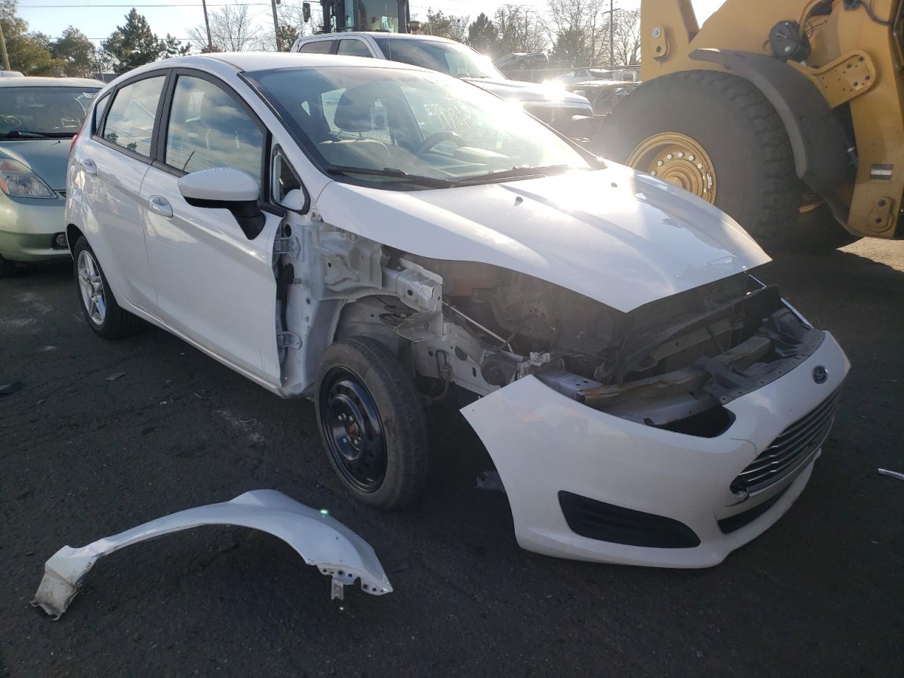 FORD FIESTA SE 2018 with VIN 3FADP4EJ9JM119059 - Photo from auction
