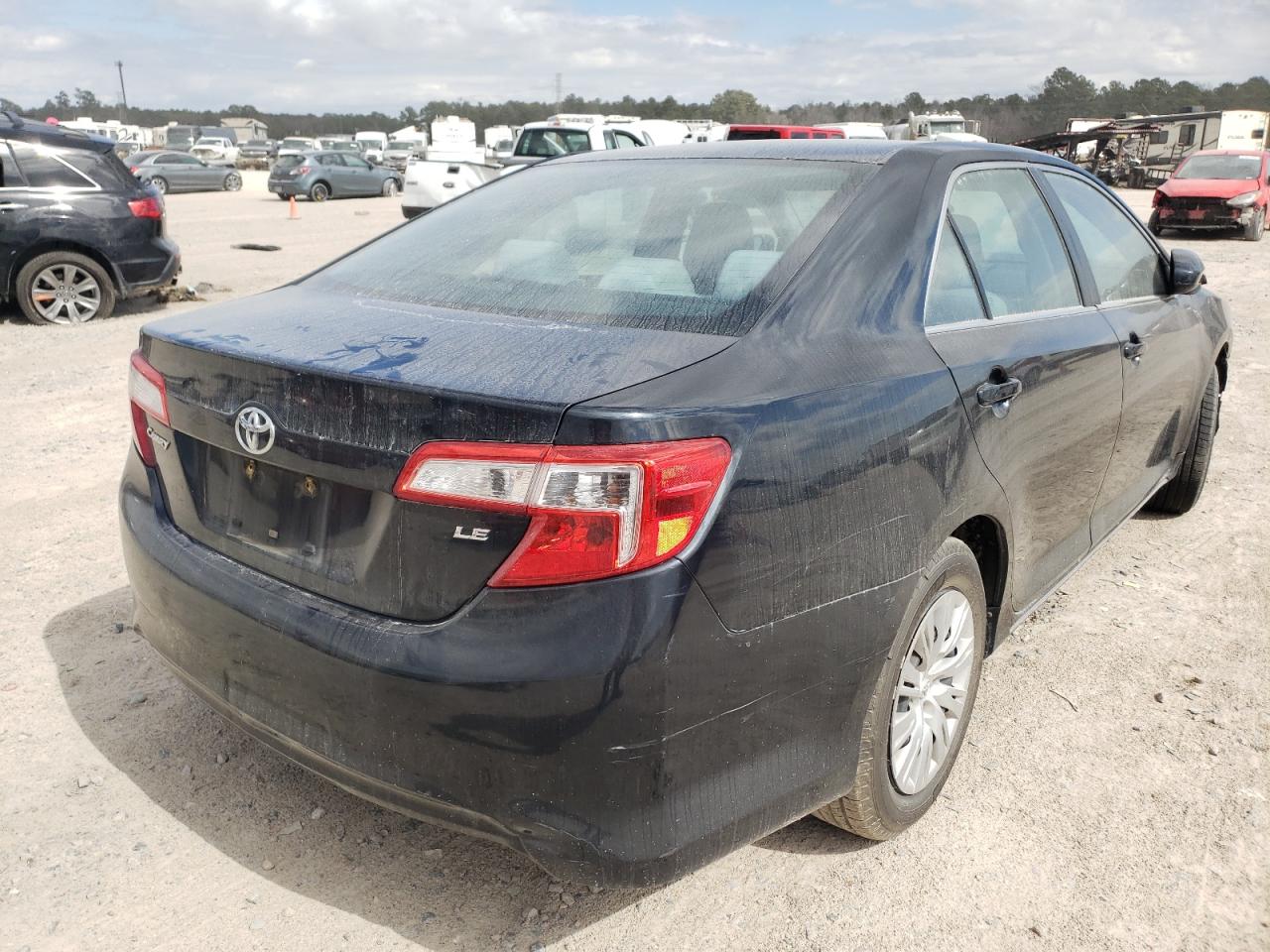 Photo 4 from auction – 2012 TOYOTA CAMRY BASE with VIN 4T1BF1FK3CU118932