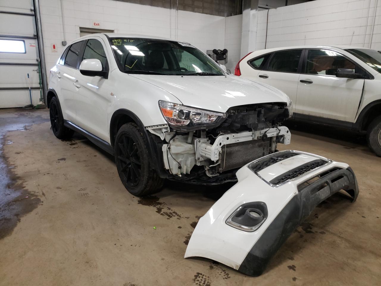 MITSUBISHI OUTLANDER 2014 with VIN 4A4AR4AU2EE022524 - Photo from auction