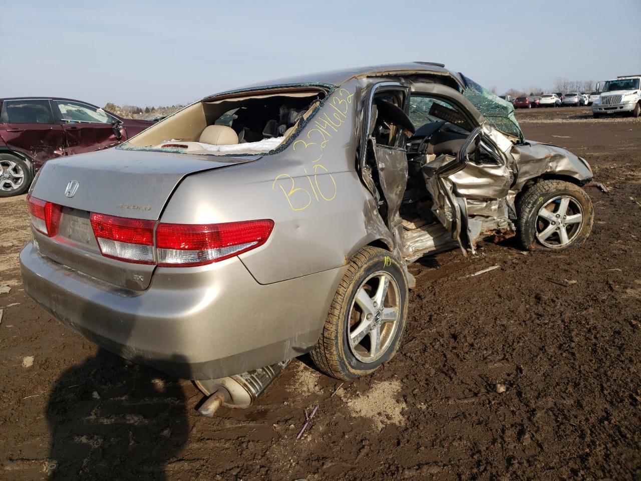 Photo 4 from auction – 2003 HONDA ACCORD EX with VIN JHMCM56713C087265