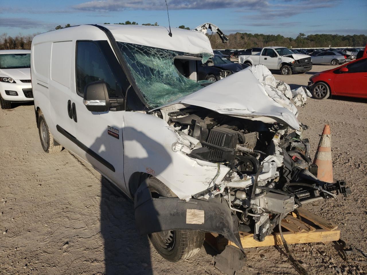 RAM PROMASTER 2019 with VIN ZFBHRFAB1K6N41640 - Photo from auction