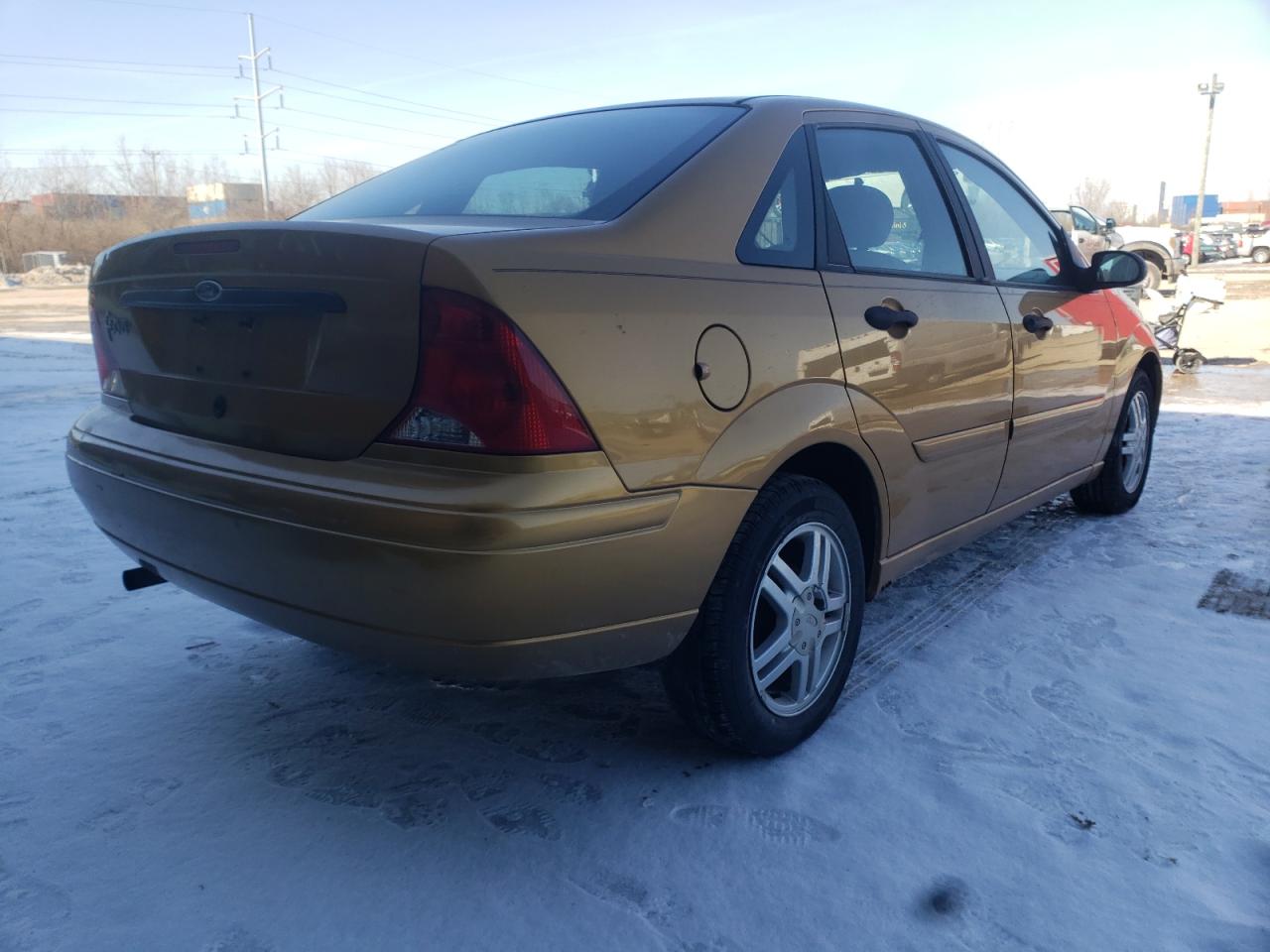Photo 4 from auction – 2001 FORD FOCUS SE with VIN 1FAFP34P91W369491