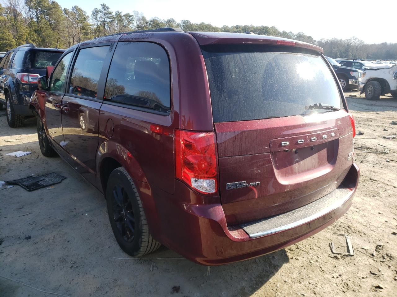 Photo 3 from auction – 2019 DODGE GRAND CARA with VIN 2C4RDGEG2KR717647