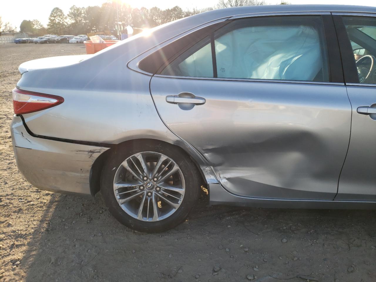Photo 9 from auction – 2016 TOYOTA CAMRY LE with VIN 4T1BF1FKXGU243819