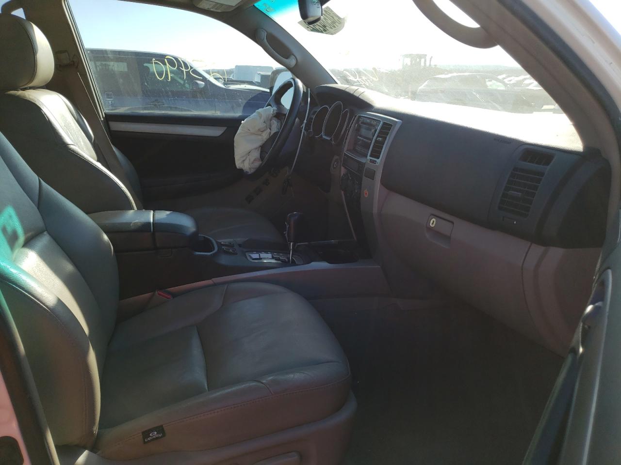 Photo 5 from auction – 2007 TOYOTA 4RUNNER SR with VIN JTEZU14R678085900