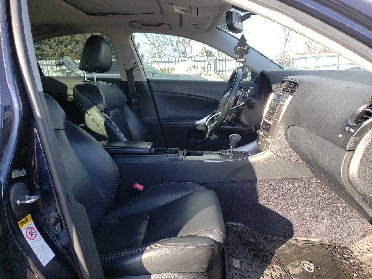 Photo 5 from auction – 2009 LEXUS IS 250 with VIN JTHCK262992029654