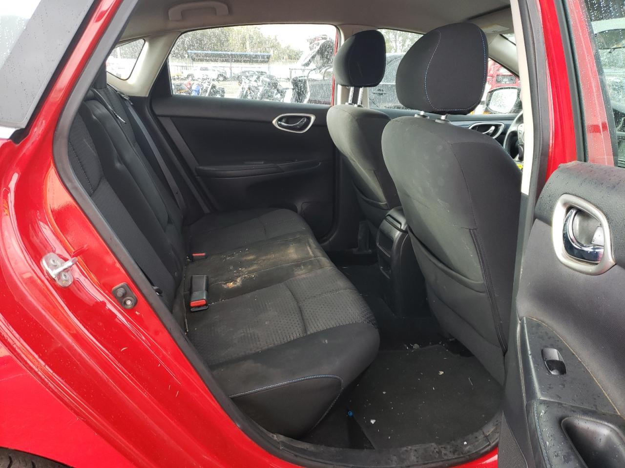 Photo 6 from auction – 2016 NISSAN SENTRA S with VIN 3N1AB7AP8GY216488