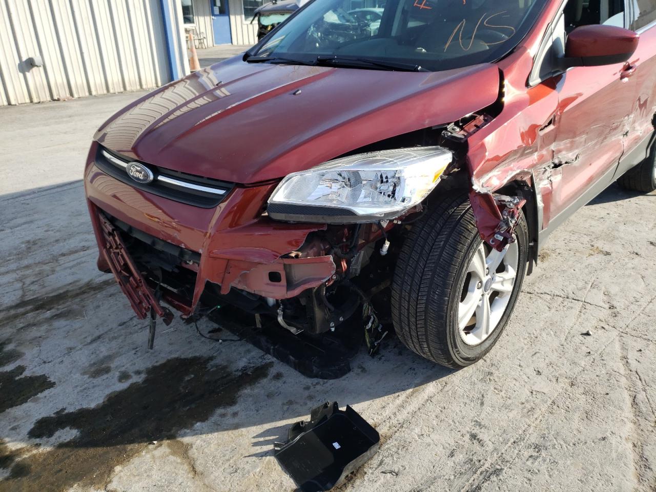 Photo 9 from auction – 2016 FORD ESCAPE SE with VIN 1FMCU0G77GUA38831