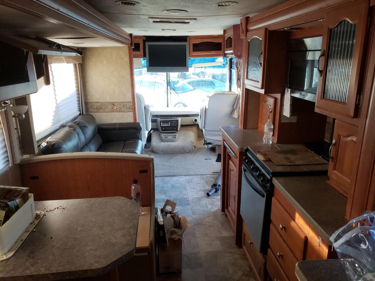 Photo 5 from auction – 2008 WILDWOOD GEORGETOWN with VIN 1F6NF53YX70A06064