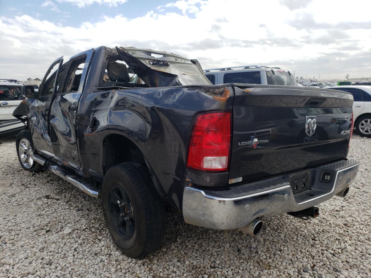 Photo 3 from auction – 2016 RAM 1500 SLT with VIN 1C6RR7LT3GS285097