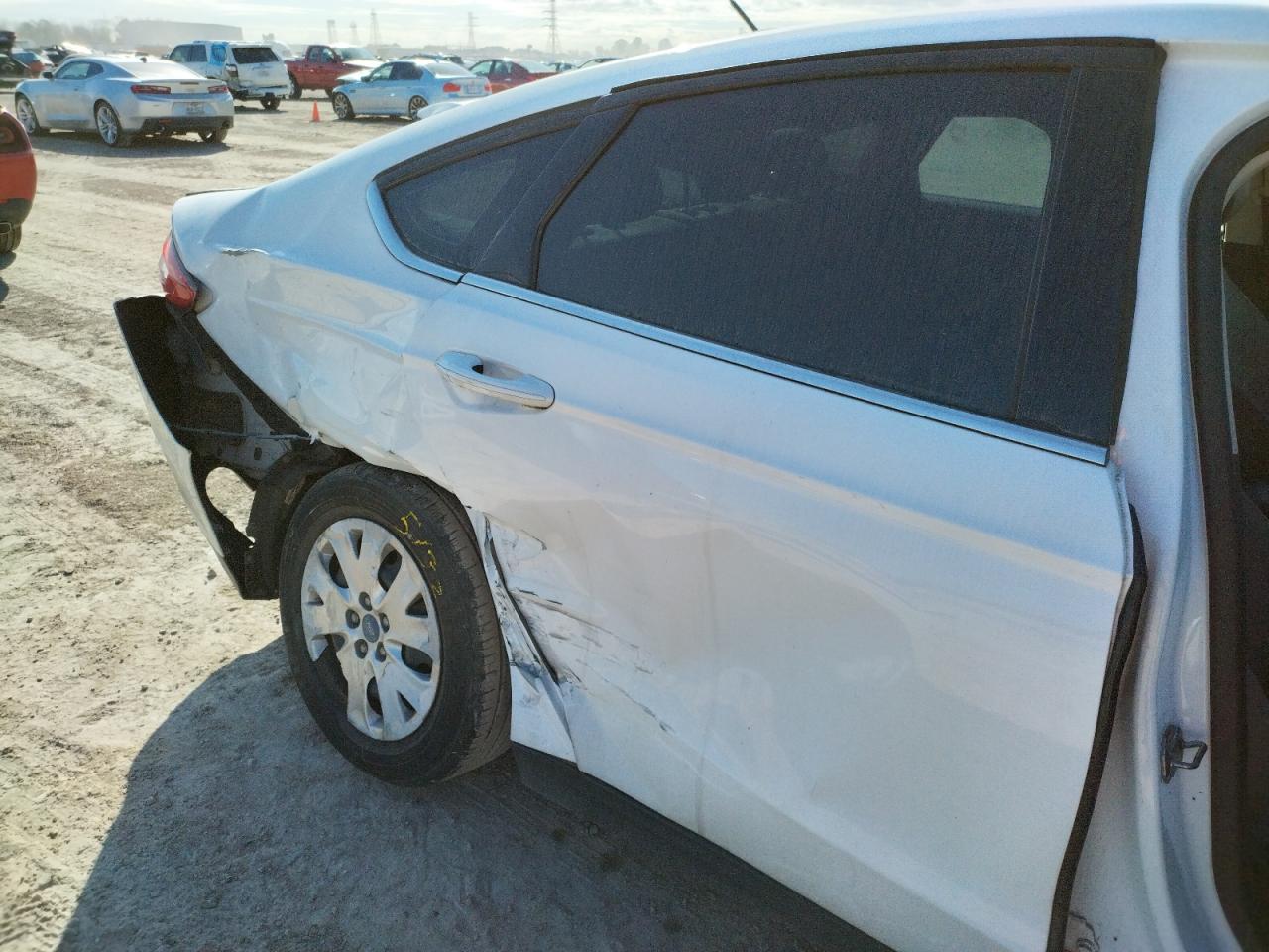 Photo 9 from auction – 2013 FORD FUSION S with VIN 3FA6P0G79DR250244