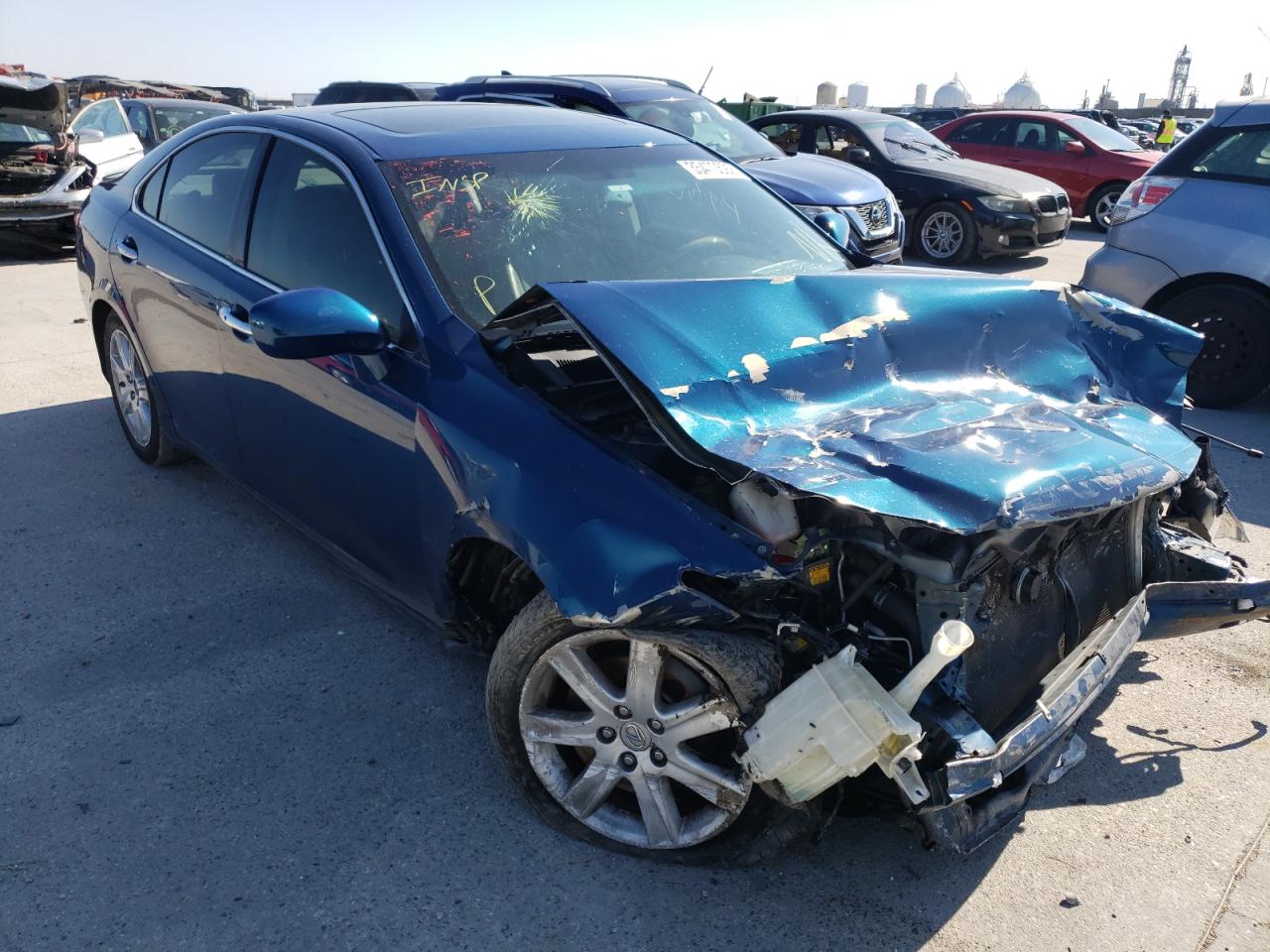 LEXUS ES 350 2007 with VIN JTHBJ46G772002102 - Photo from auction
