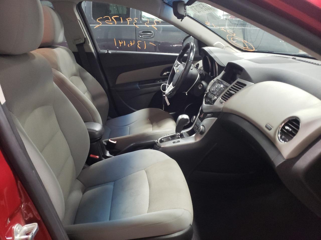 Photo 5 from auction – 2012 CHEVROLET CRUZE LT with VIN 1G1PF5SC1C7140595