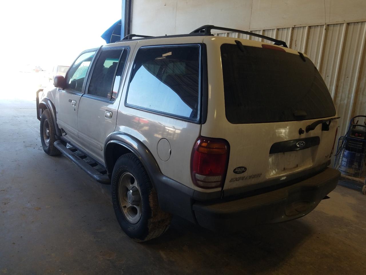 Photo 3 from auction – 1999 FORD EXPLORER with VIN 1FMZU32EXXZB91384