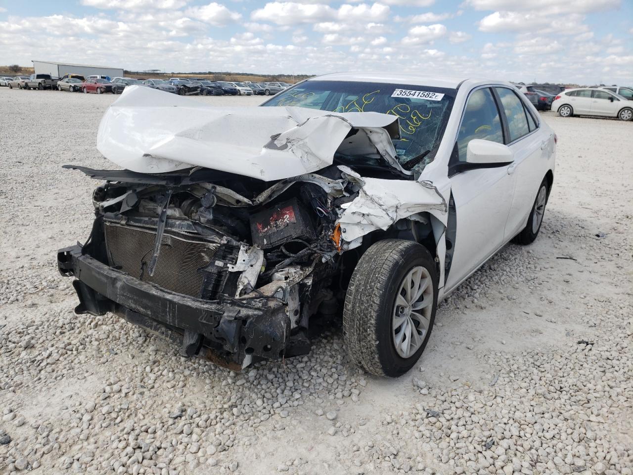 Photo 2 from auction – 2016 TOYOTA CAMRY with VIN 4T1BF1FK5GU570662