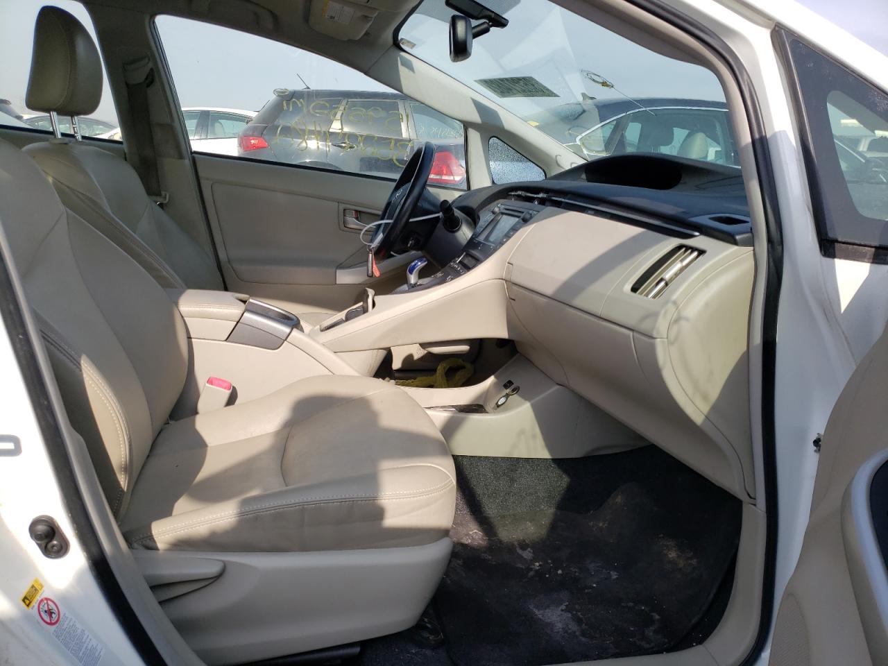 Photo 5 from auction – 2012 TOYOTA PRIUS with VIN JTDKN3DU5C1488028