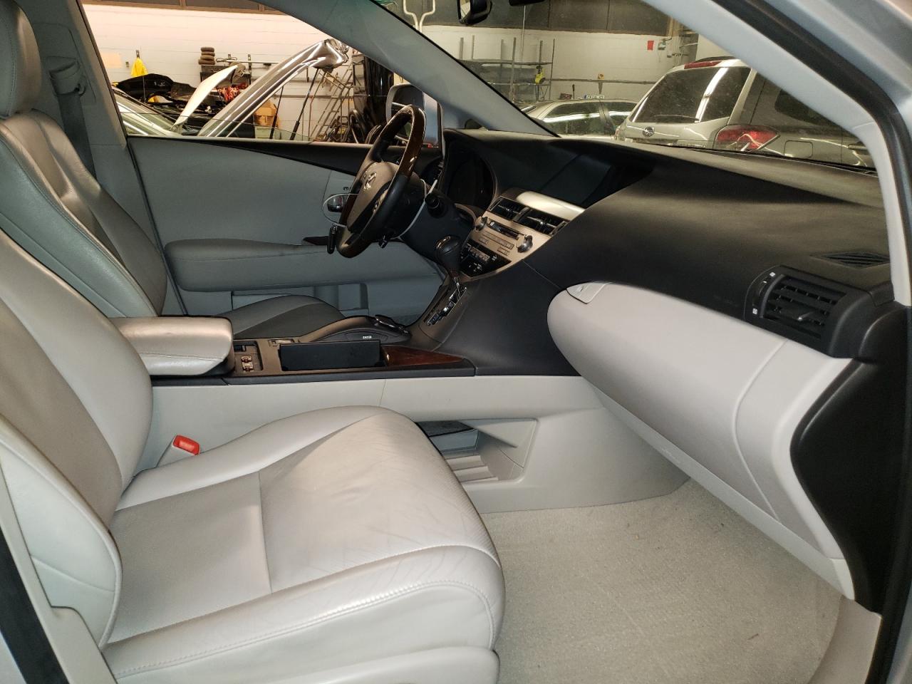Photo 5 from auction – 2010 LEXUS RX 350 with VIN 2T2BK1BAXAC050437