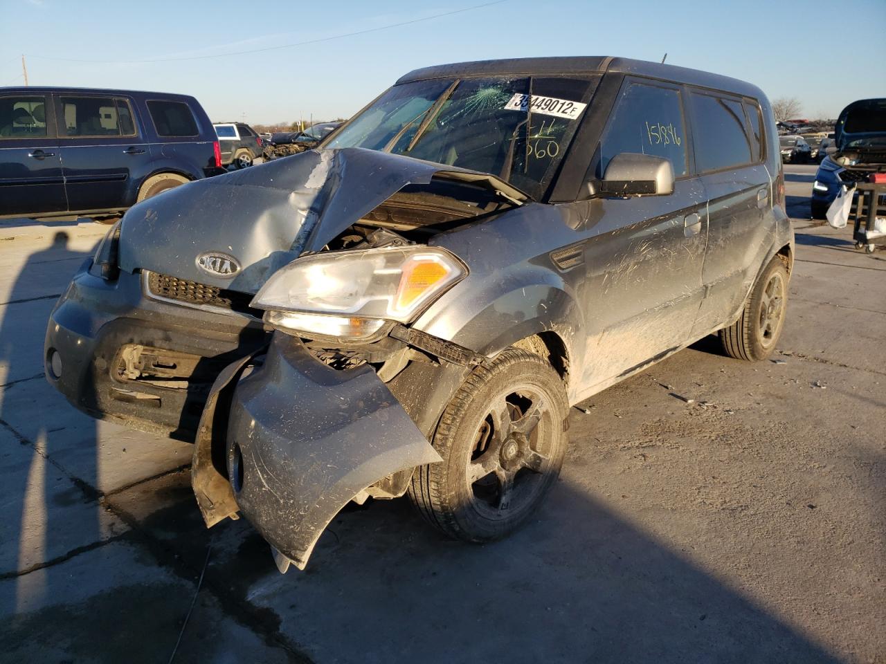 Photo 2 from auction – 2010 KIA SOUL + with VIN KNDJT2A2XA7029702