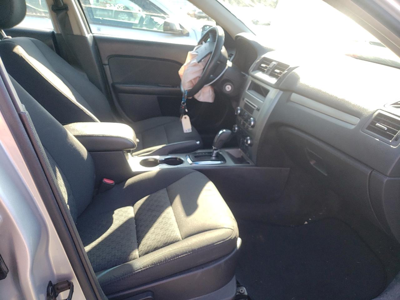 Photo 5 from auction – 2011 FORD FUSION with VIN 3FAHP0HA3BR316691