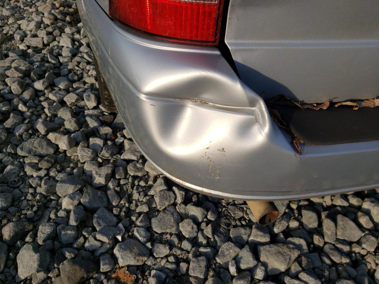 Photo 9 from auction – 2004 FORD FOCUS ZTW with VIN 1FAHP35Z44W133554