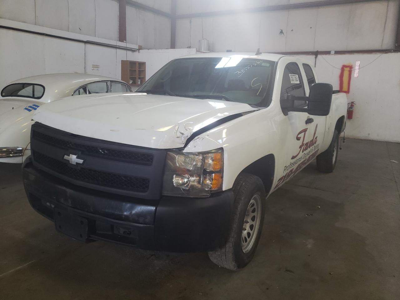 Photo 2 from auction – 2008 CHEVROLET SILVERADO with VIN 1GCEC19X58Z150986