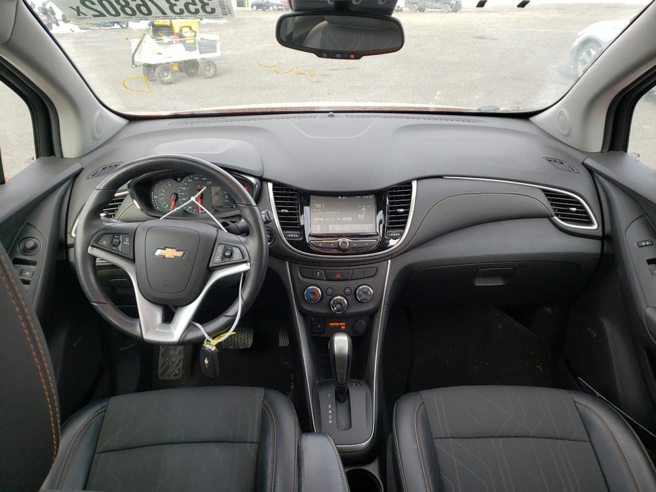 Photo 9 from auction – 2017 CHEVROLET TRAX 1LT with VIN 3GNCJPSB0HL204174
