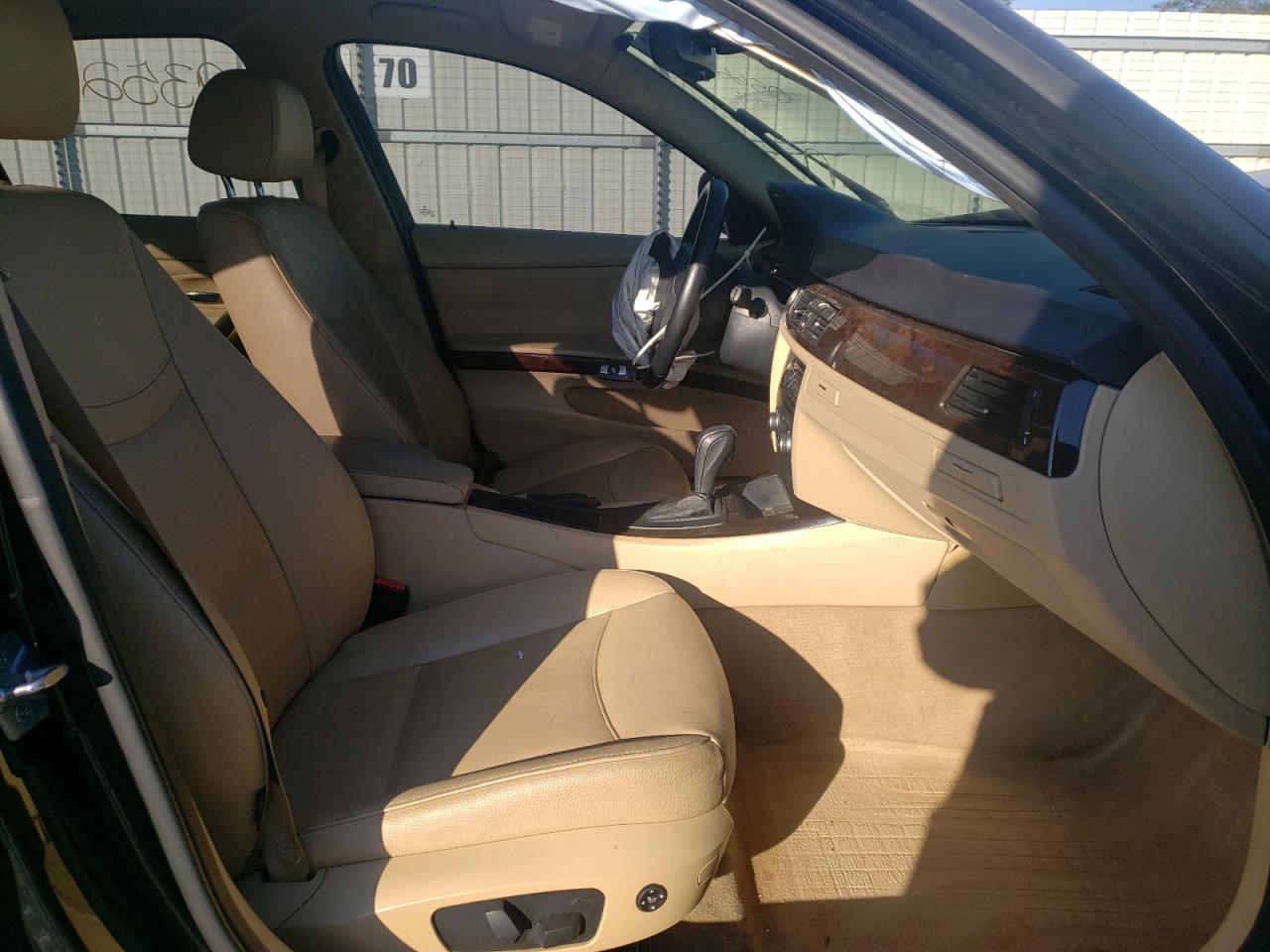 Photo 5 from auction – 2011 BMW 328 I with VIN WBAPH7G55BNN05665
