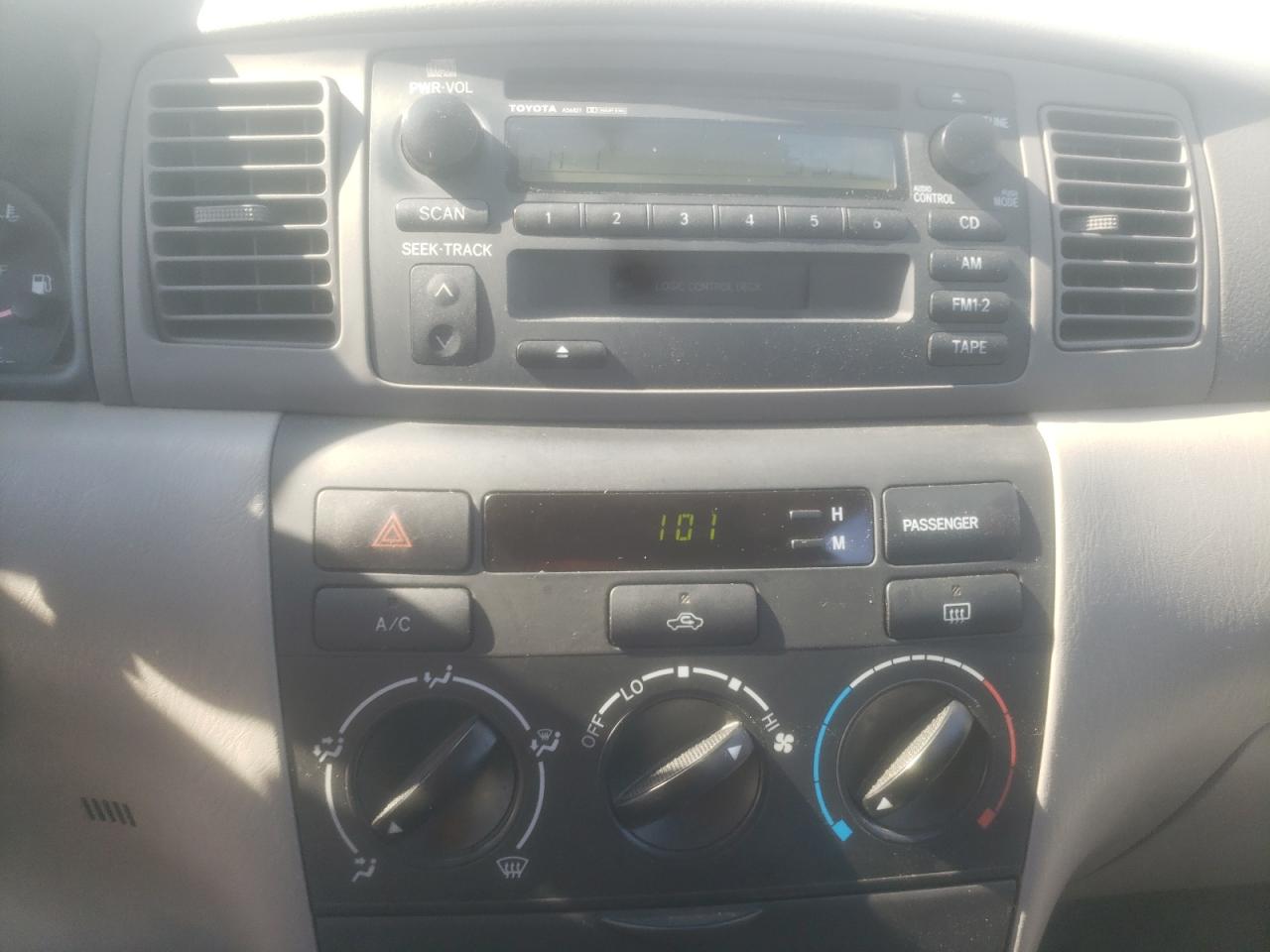 Foto 9 de la subasta – 2004 TOYOTA COROLLA CE con VIN JTDBR32E140052719