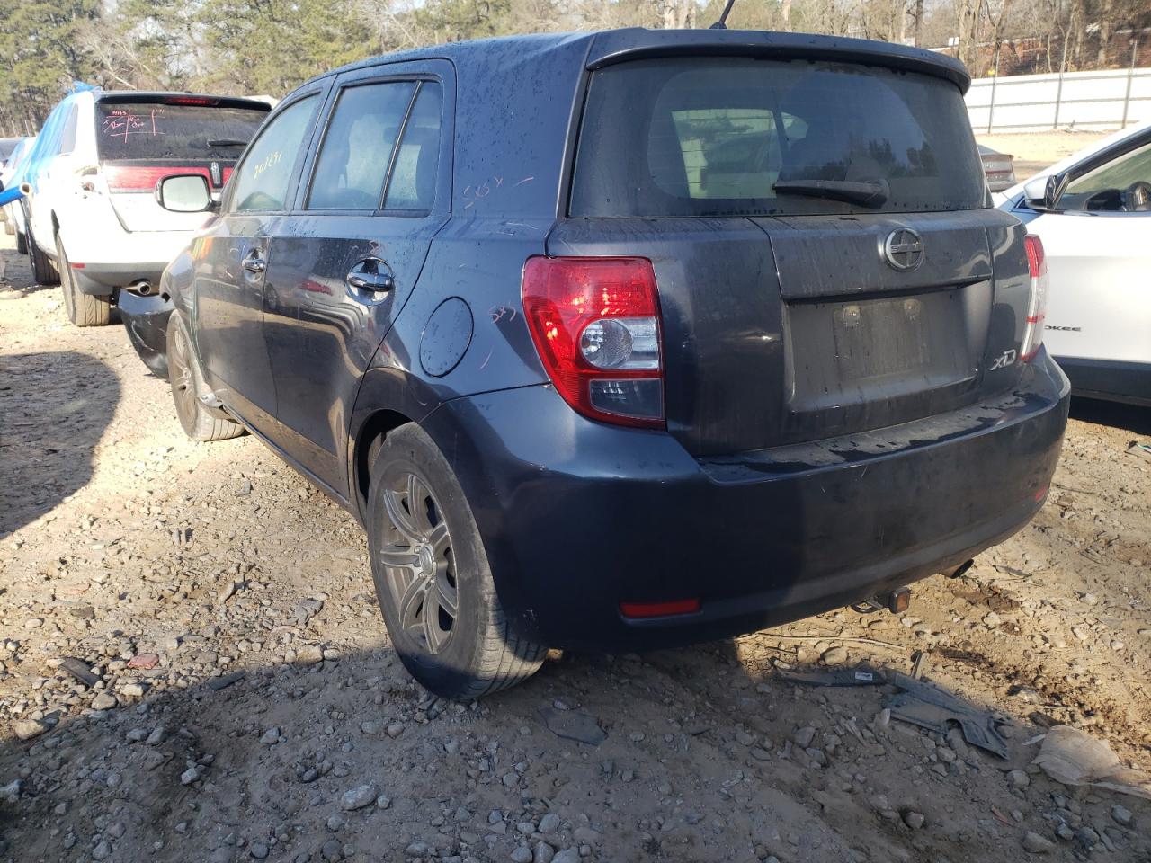 Photo 3 from auction – 2010 TOYOTA SCION XD with VIN JTKKU4B4XAJ052924