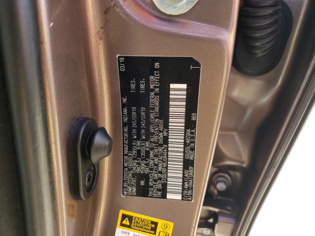 Photo 10 from auction – 2018 TOYOTA HIGHLANDER with VIN 5TDDZRFH8JS846478