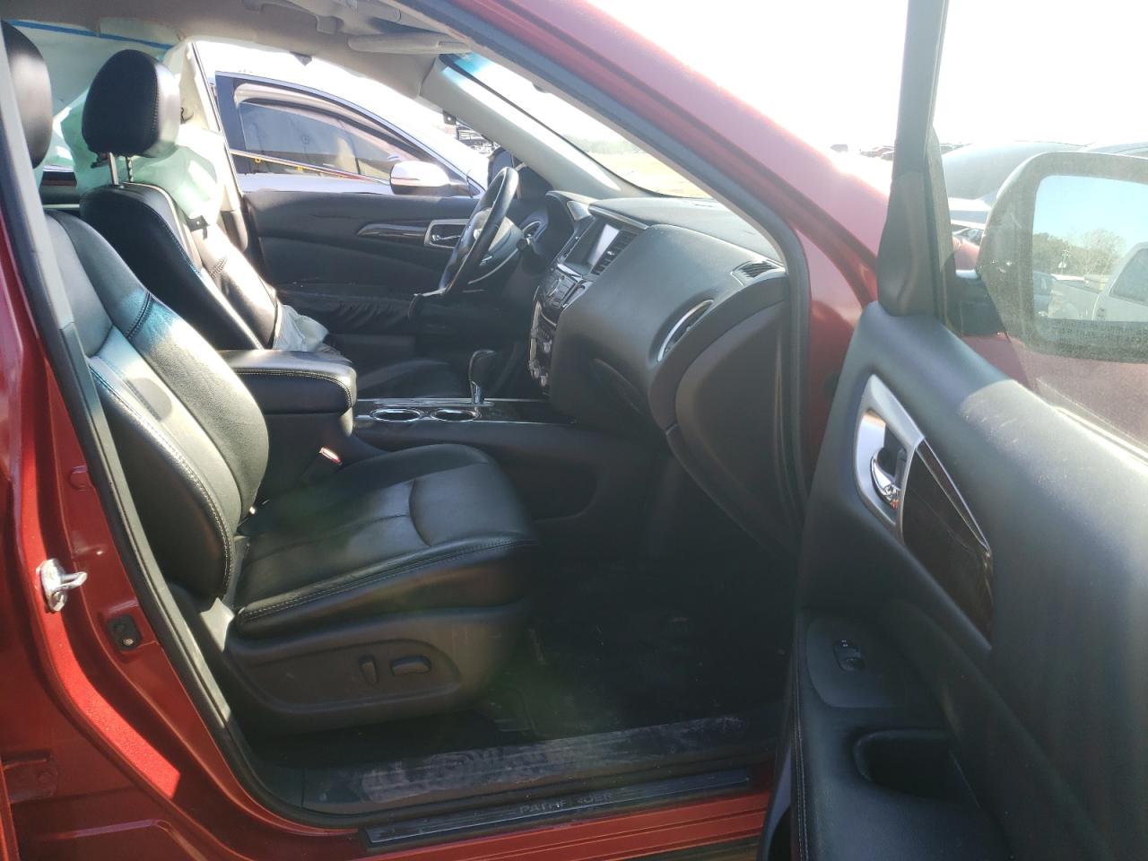 Photo 5 from auction – 2014 NISSAN PATHFINDER with VIN 5N1AR2MNXEC628726