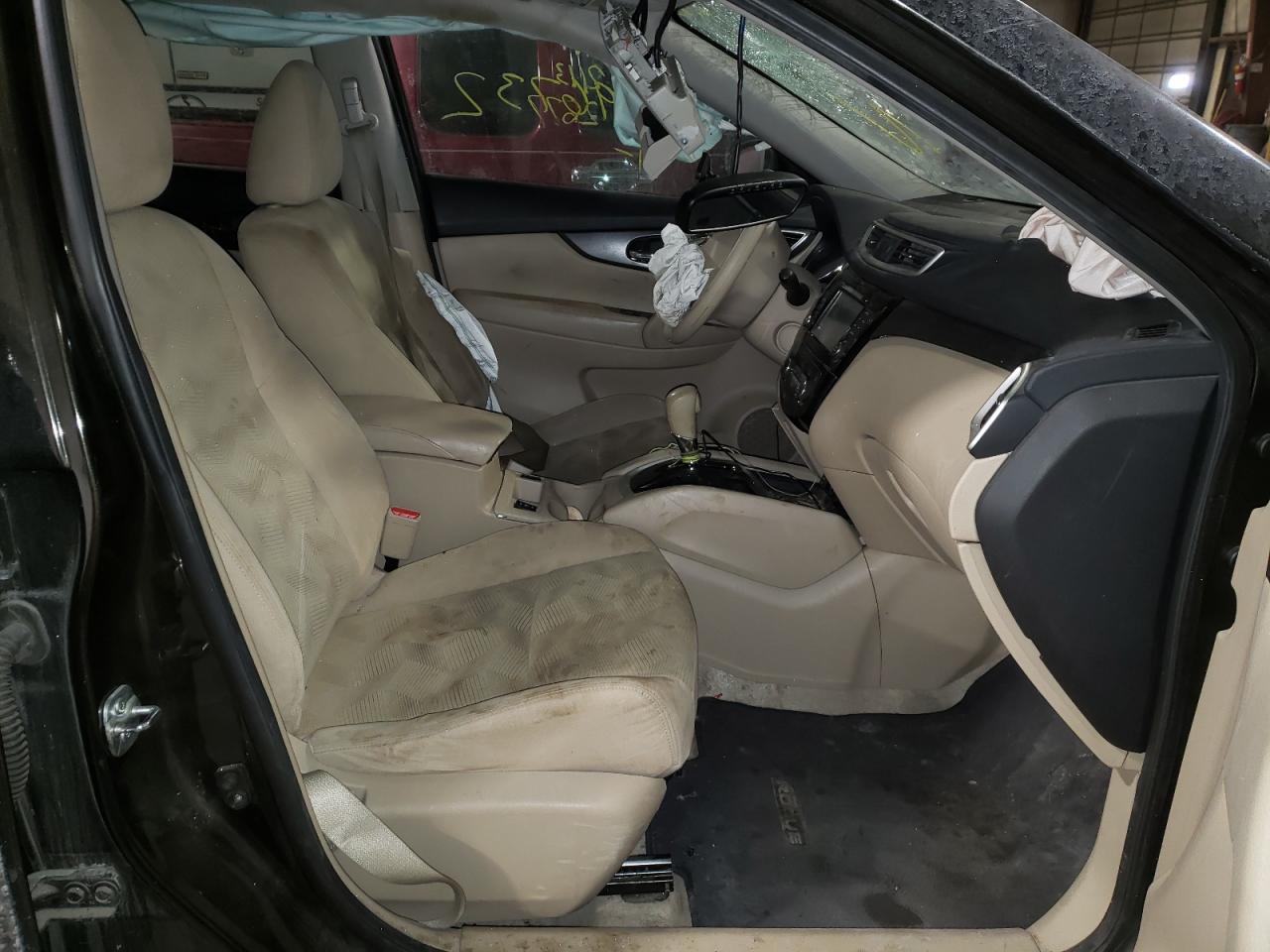Photo 5 from auction – 2015 NISSAN ROGUE S with VIN 5N1AT2MV8FC812677