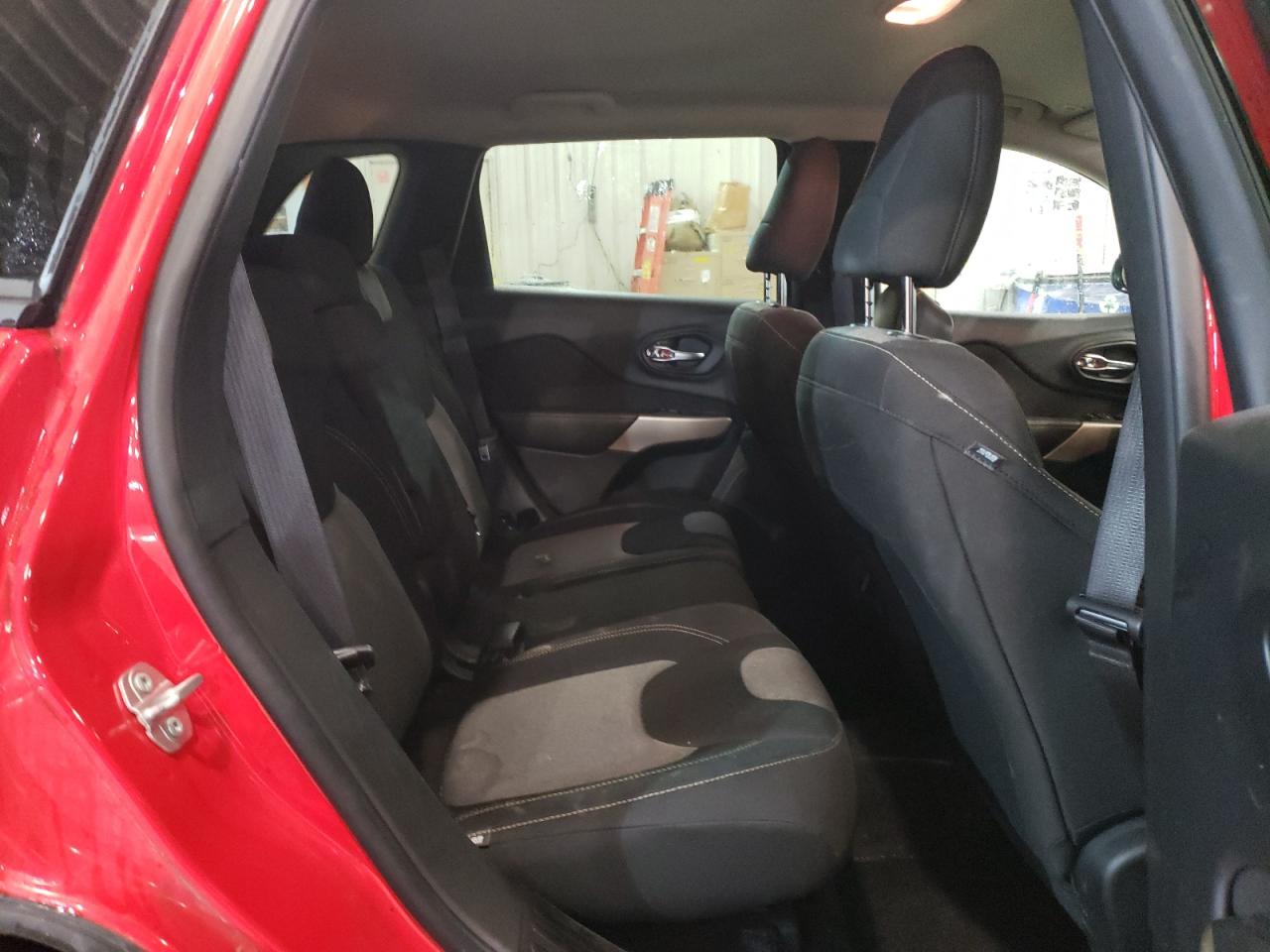 Photo 6 from auction – 2018 JEEP CHEROKEE L with VIN 1C4PJMCX8JD602683