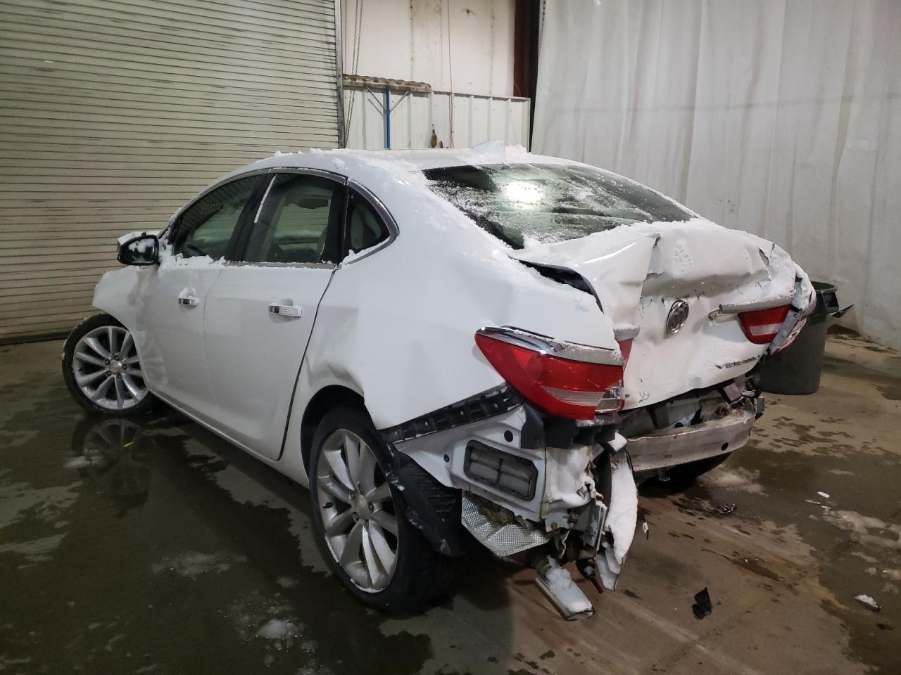 Photo 3 from auction – 2017 BUICK VERANO with VIN 1G4PS5SK9H4106788
